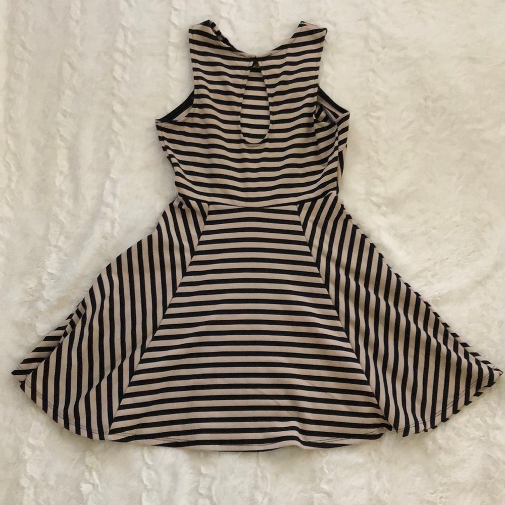 Cream & Black Striped Skater Dress - Picture 2 of 2